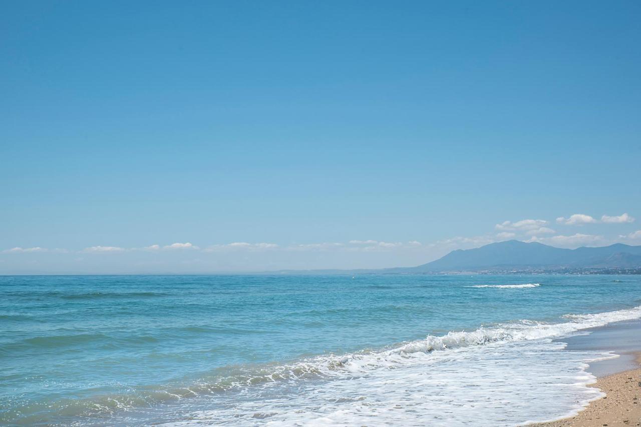 Oleholidays Adosado Mediterraneo Los Monteros 100 M Playa 马尔韦利亚 外观 照片